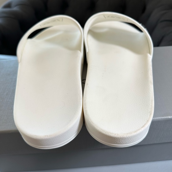 NWT Balenciaga White Pool Slide Sandals. Women’s 12 EU 42 - Picture 11 of 14